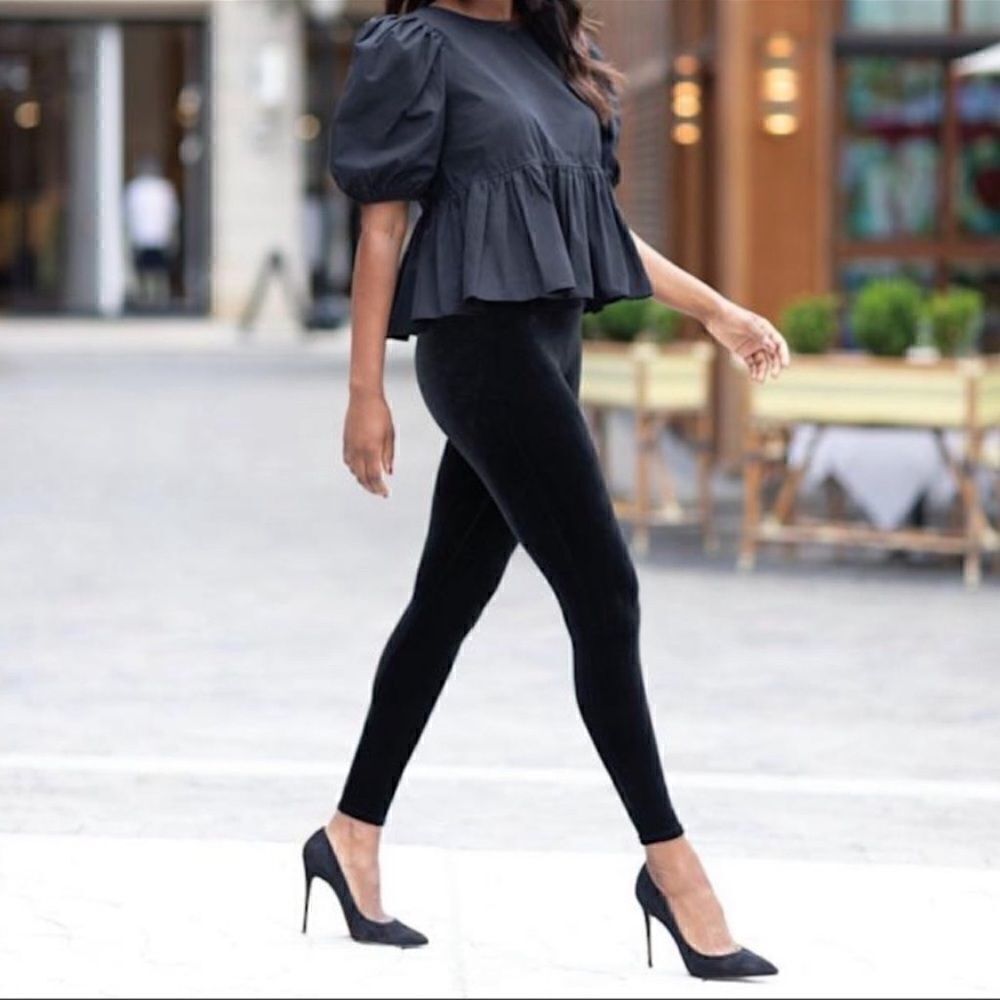Spanx Black Velvet High Rise Skinny Leggings M